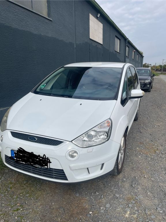 Ford S-Max 211.000 km 3.900 € Darmstadt 64295