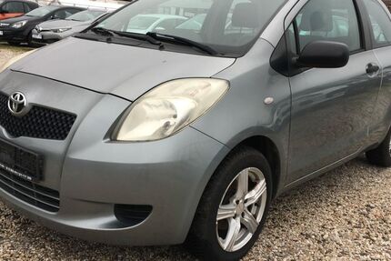Toyota Yaris 260.000 km 1.999 &euro; Bonn 53227