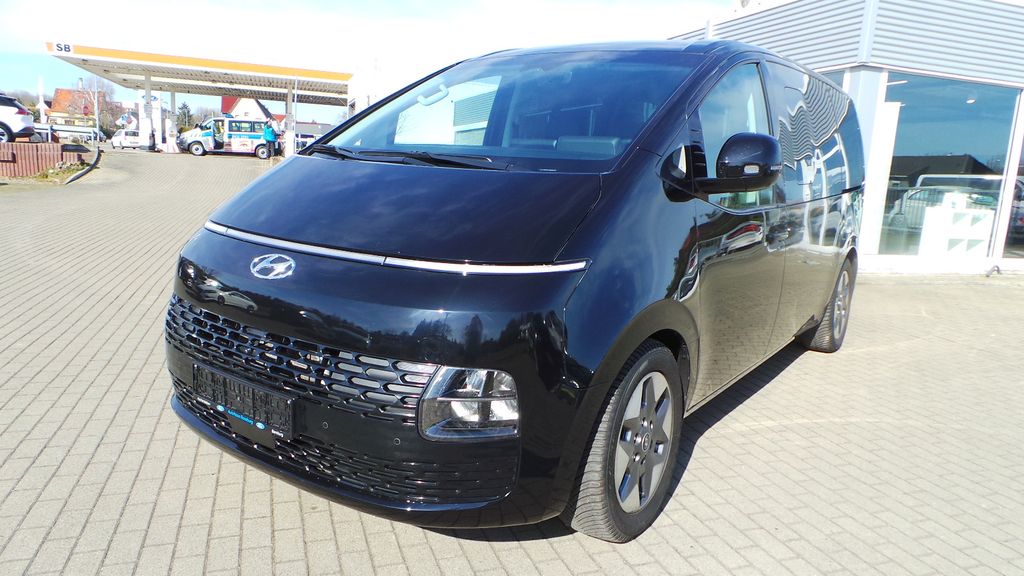 Hyundai STARIA 40.557 km 42.290 &euro; Aschersleben 06449