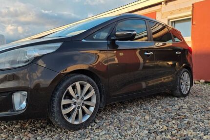 Kia Carens 74.000 km 9.990 &euro; Hünxe 46569