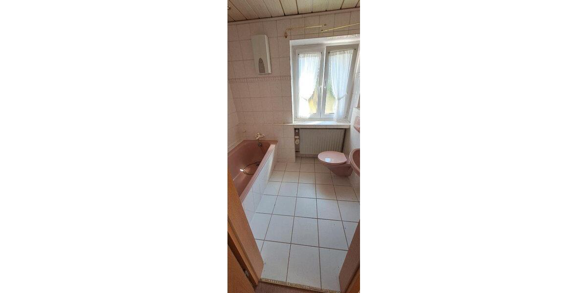 Einfamilienhaus Merzig - 7 Zimmer, 140 m&sup2;, 225.000&euro; | Angebot:27120413
