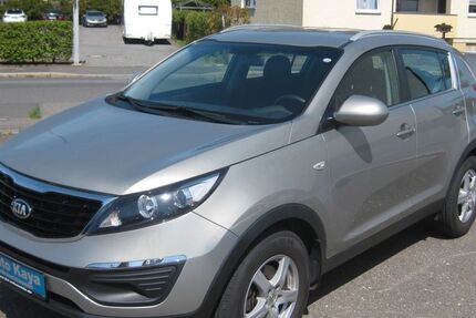 Kia Sportage 42.600 km 10.900 € Weiden 92637