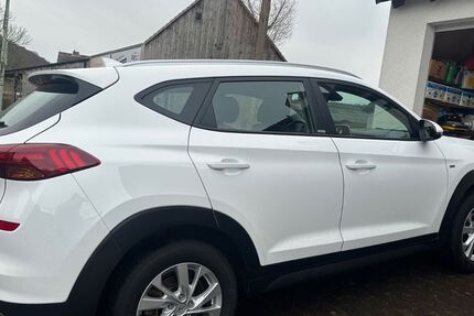 Hyundai TUCSON 57.000 km 19.000 &euro; Marsberg 34431