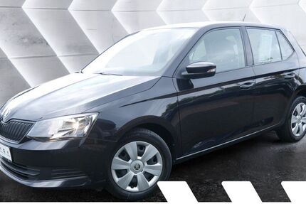 Skoda Fabia 73.822 km 10.387 € Büdingen-Düdelsheim 63654