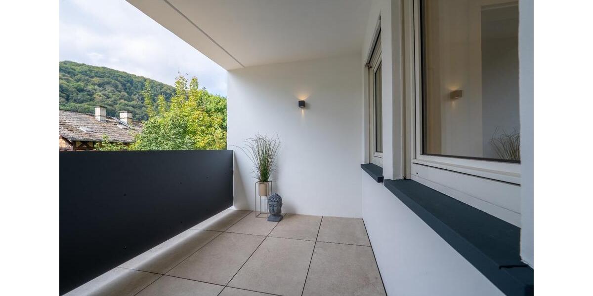 Sanierte 3,5-ZKB-Erdgeschosswohnung mit Balkon und Garten 3 zimmer