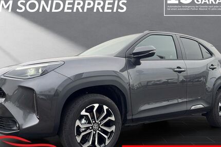 Toyota Yaris Cross 4.417 km 27.490 &euro; Dinslaken 46537