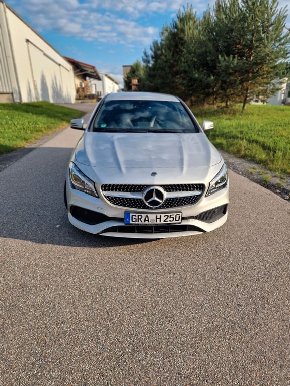 Mercedes-Benz CLA 250 Shooting Brake 59.300 km 22.999 € Schönberg 94513