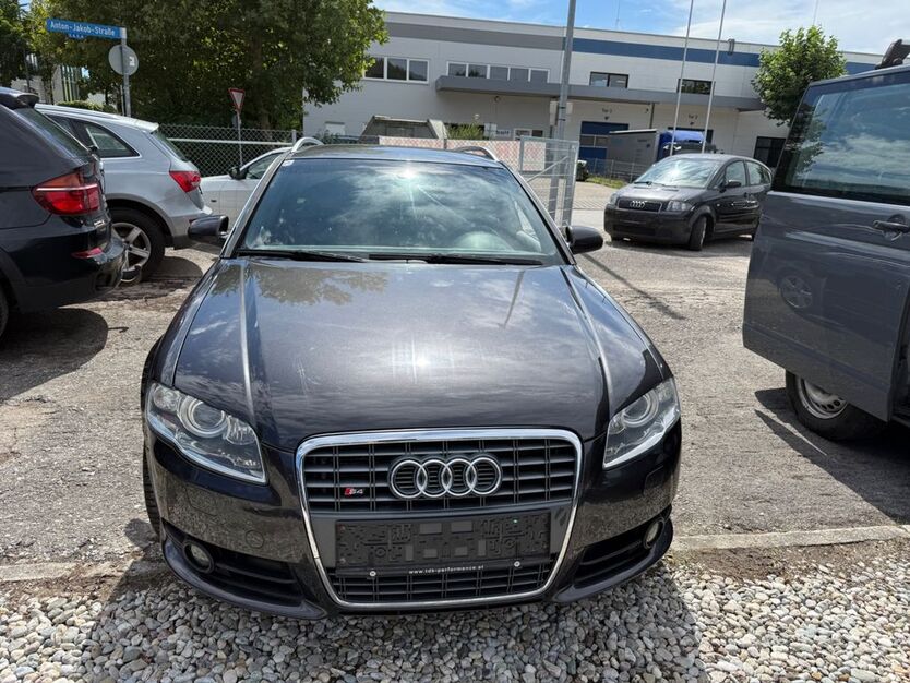 Audi A4 296.000 km 1.900 € Rosenheim 83026