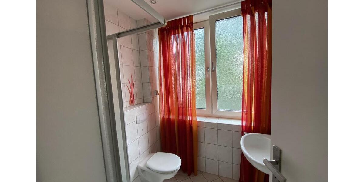Etagenwohnung Bad Salzuflen - 2 Zimmer, 65 m&sup2;, 430&euro; | Angebot:26493786