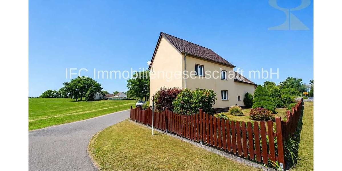 Einfamilienhaus Jessen (Elster) - 6 Zimmer, 152 m&sup2;, 160.000&euro; | Angebot:27121721