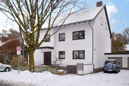 AIGNER - Vielseitig nutzbares Mehrparteienhaus mit großzügigem Grundstück in Gröbenzell! 9 zimmer