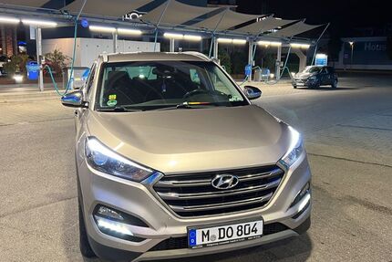 Hyundai TUCSON 172.000 km 13.500 &euro; Unterhaching 82008