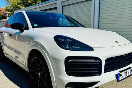 Porsche Cayenne 28.500 km 87.900 € München 81825
