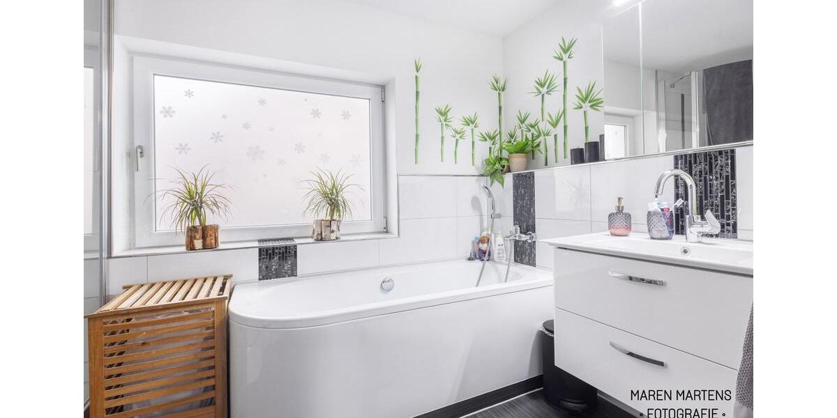 Erdgeschoßwohnung Stade Altländer Viertel - 4 Zimmer, 110 m&sup2;, 1.320&euro; | Angebot:26408271
