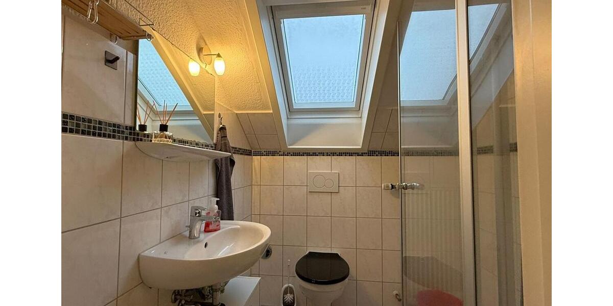 Dachgeschoßwohnung Schiffdorf - 2 Zimmer, 53 m&sup2;, 450&euro; | Angebot:25191792