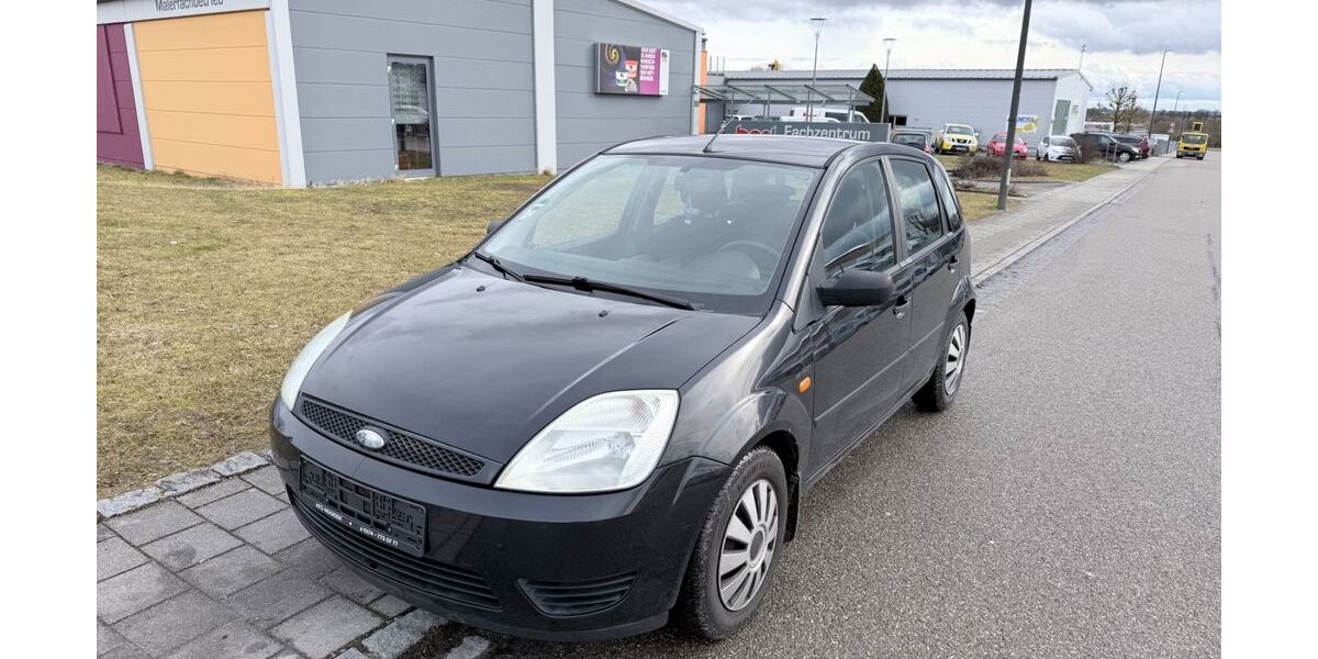 Ford Fiesta 66.200 km 2.399 &euro; stammham 85134