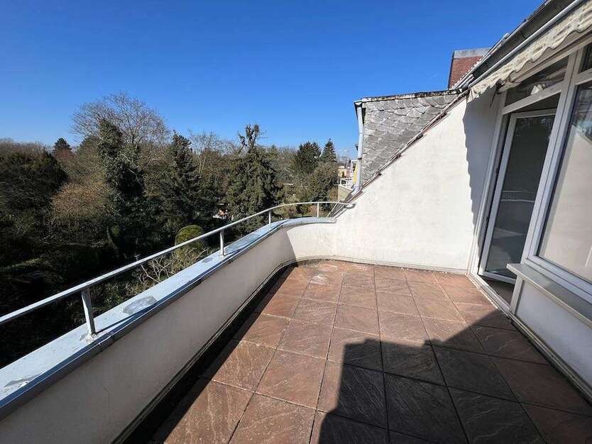 Wohnung zum Mieten in Düsseldorf Volmerswerth 960 € 77 m²