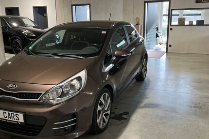 Kia Rio 137.500 km 6.990 &euro; Mengkofen 84152