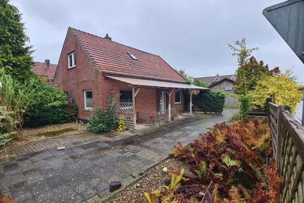 Haus Schortens - 5 Zimmer, 126 m&sup2;, 159.000&euro; | Angebot:26716554