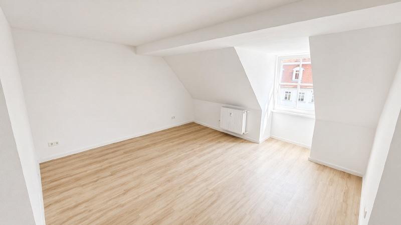 Dachgeschoßwohnung Erfurt - 2 Zimmer, 58 m&sup2;, 700&euro; | Angebot:26283616