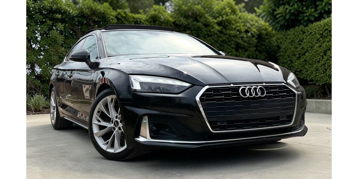 Audi A5 102.828 km 23.499 &euro; Potsdam 14482