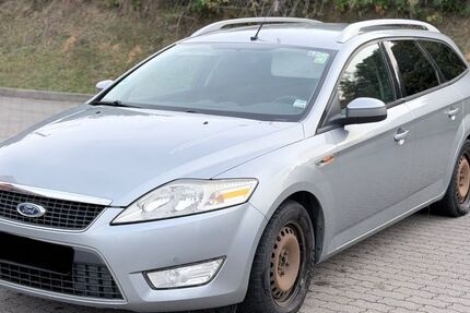 Ford Mondeo 290.000 km 1.100 &euro; Hattersheim am Main 65795