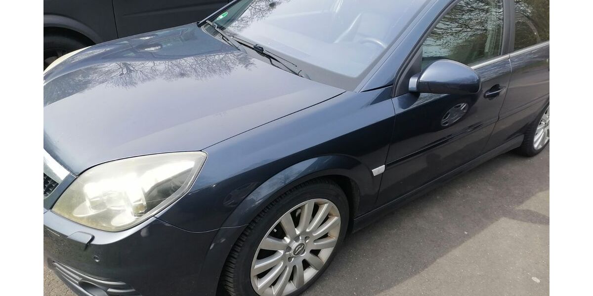 Opel Vectra 220.000 km 2.299 &euro; Düren 52353