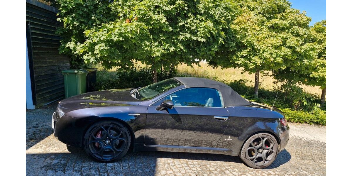 Alfa Romeo Spider 125.000 km 16.000 &euro; Engelsbrand 75331