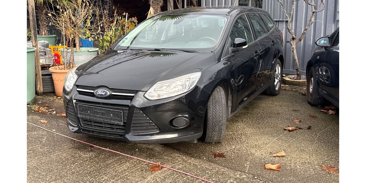 Ford Focus 180.000 km 2.800 &euro; Mannheim 68199