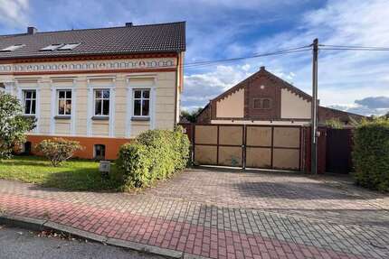 Haus zum Kaufen in Altlandsberg 1.090.000 € 183 m² - Haus Altlandsberg | Angebot:23989062