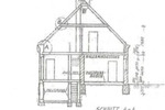 Sanierungsbedürftiges Wohnhaus im Dornröschenschlaf zimmer