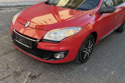 Renault Megane 180.000 km 3.299 &euro; Paderborn 33100