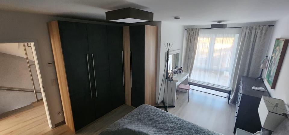 Reihenhaus Bad Honnef - 5 Zimmer, 145 m&sup2;, 1.900&euro; | Angebot:24813573