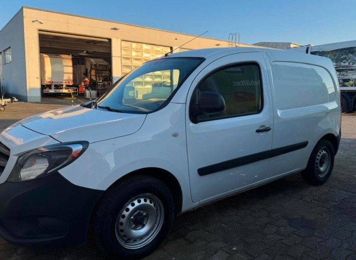 Mercedes-Benz Citan 77.400 km 9.937 &euro; Detmold 32760