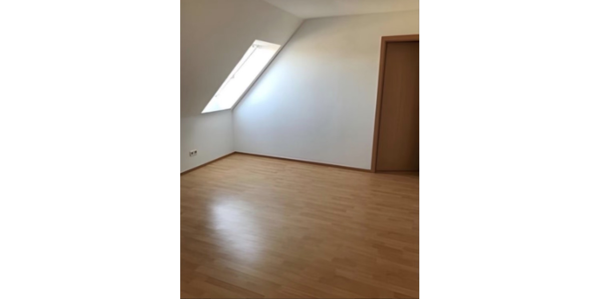 Maisonettenwohnung Gräfenhainichen - 4 Zimmer, 94 m&sup2;, 800&euro; | Angebot:24847870