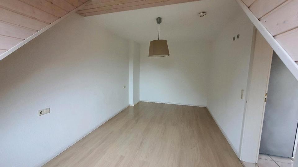 Dachgeschoßwohnung Rheinfelden (Baden) - 3 Zimmer, 87 m&sup2;, 330.000&euro; | Angebot:26702023