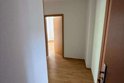 Wohnung Bitterfeld-Wolfen Wolfen - 2 Zimmer, 47 m&sup2;, 327&euro; | Angebot:27375014