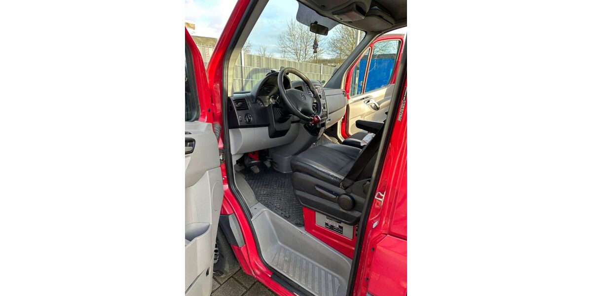 Mercedes-Benz Sprinter 194.500 km 13.000 &euro; Ludwigsburg 71634