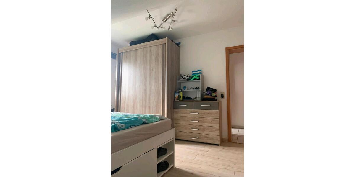 Dachgeschoßwohnung Saarlouis - 3 Zimmer, 60 m&sup2;, 580&euro; | Angebot:24597928