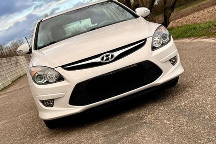 Hyundai i30 139.631 km 4.200 &euro; Ladenburg 68526