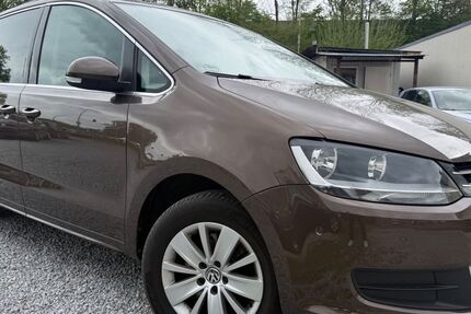VW Sharan 203.000 km 8.699 &euro; Paderborn 33106