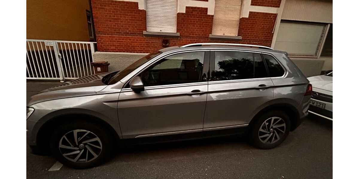 VW Tiguan 138.100 km 16.900 &euro; Esslingen am neckar 73728