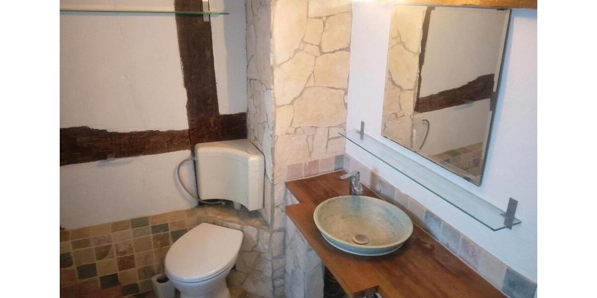 Etagenwohnung Gladenbach - 4 Zimmer, 142 m&sup2;, 1.200&euro; | Angebot:26397959