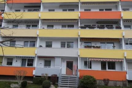 Wohnung Zwickau / Eckersbach Eckersbach - 3 Zimmer, 70 m&sup2;, 350&euro; | Angebot:26695371