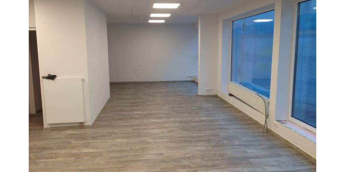 Mehrfamilienhaus, Wohnhaus Varel - 395.000&euro; | Angebot:25371422