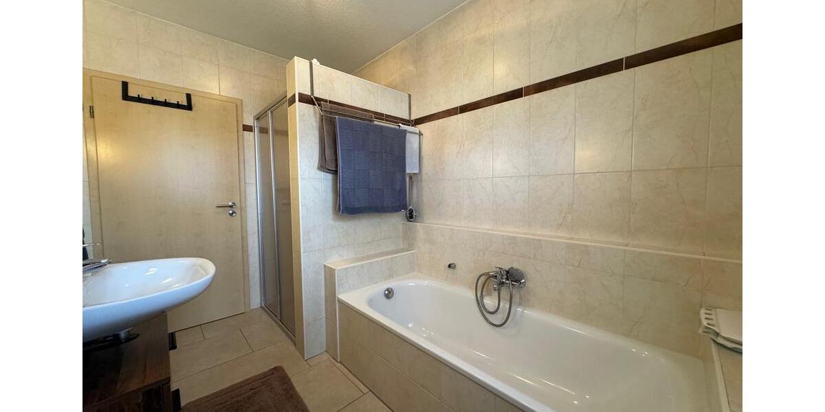 Bungalow Vechta - 4 Zimmer, 121 m&sup2;, 1.500&euro; | Angebot:25176696