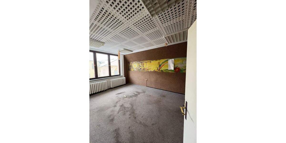 Mehrfamilienhaus, Wohnhaus Chemnitz Sonnenberg - 1 Zimmer, 600 m&sup2;, 1.200&euro; | Angebot:24781258