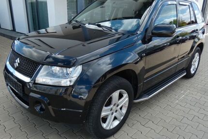 Suzuki Grand Vitara 234.000 km 2.990 &euro; Erfurt 99087
