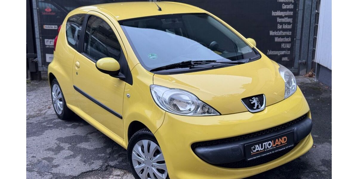 Peugeot 107 113.162 km 2.399 &euro; Wuppertal 42117