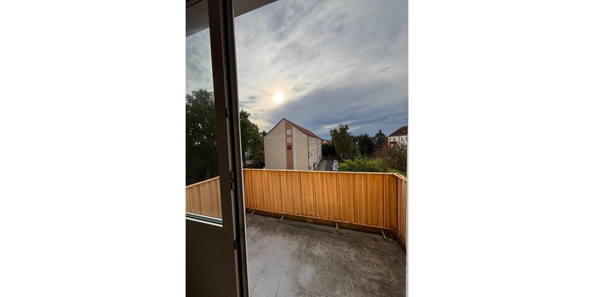 Etagenwohnung Gräfenhainichen - 3 Zimmer, 60 m&sup2;, 410&euro; | Angebot:22832037